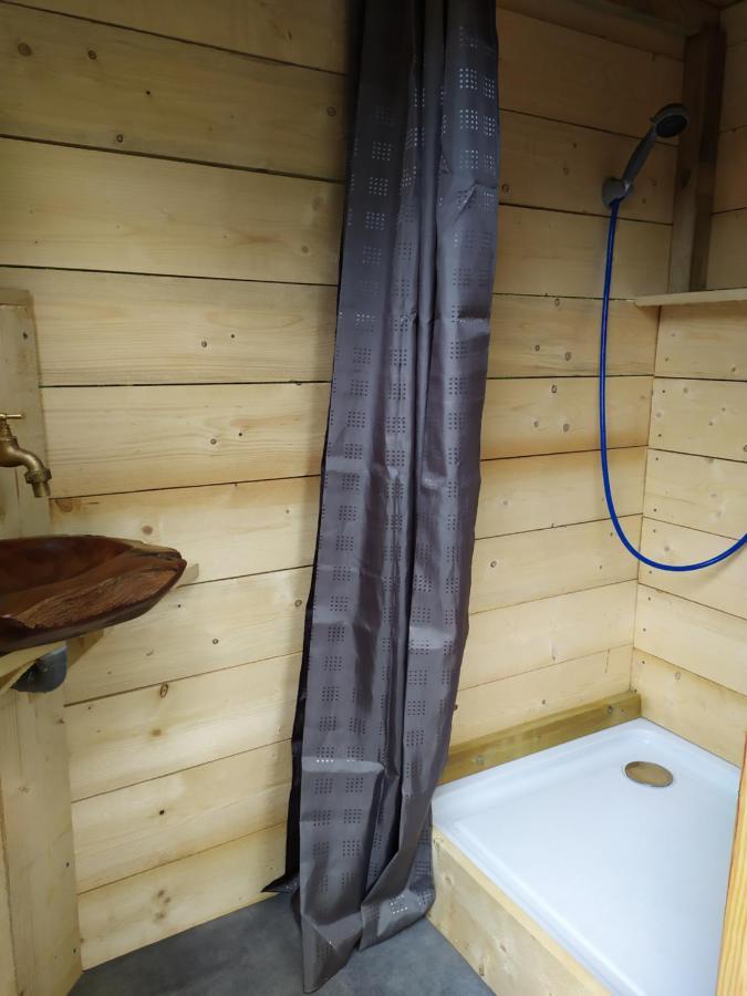 Conques-en-Rouergue Ma Cabane En Aveyron מראה חיצוני תמונה